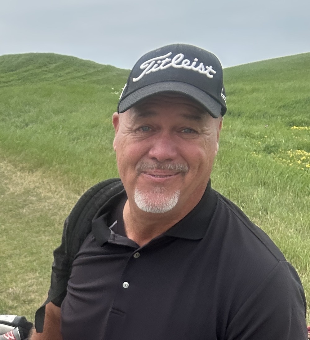Kelly on the golf course